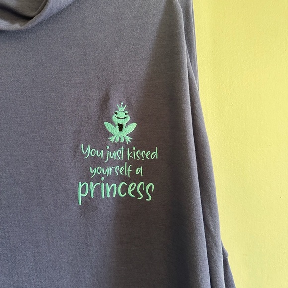 NWT Disney Parks Tiana Princess and the Frog Turtleneck Long Sleeve size 2X - Picture 6 of 9
